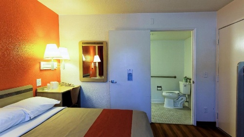 Motel 6-Chico, CA image 44