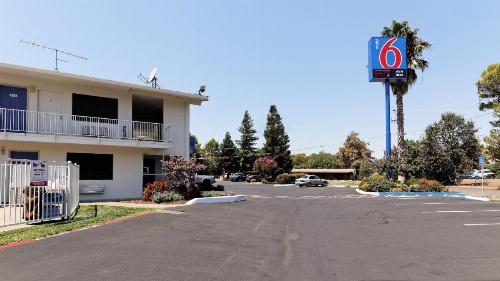 Motel 6-Chico, CA image 5